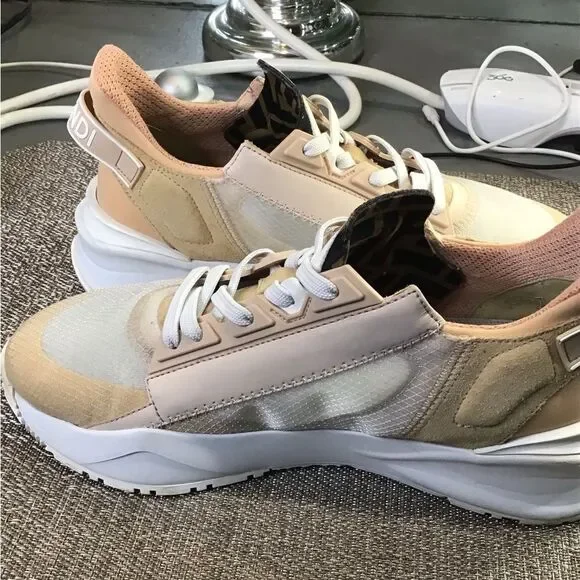 Fendi Flow Sneakers Size 38/9
